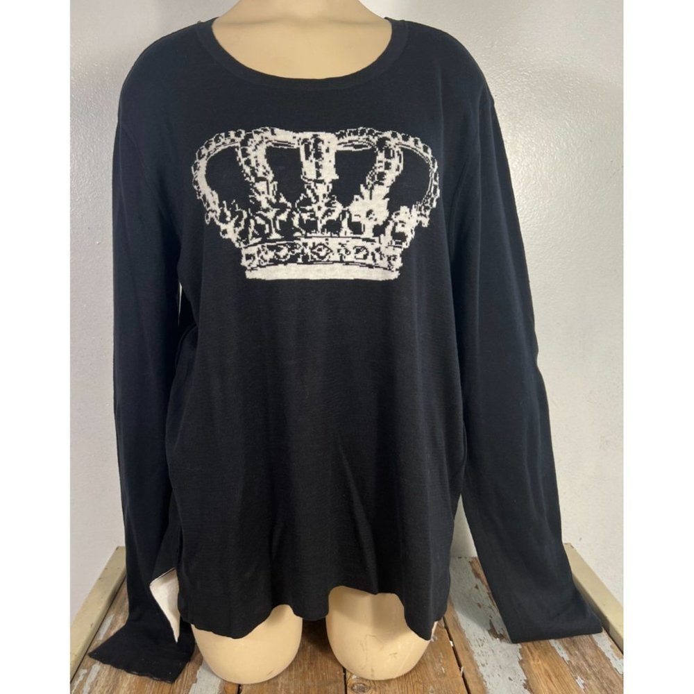 WOMEN'S reversible crown logo sweater size Medium crew neck no brand tags